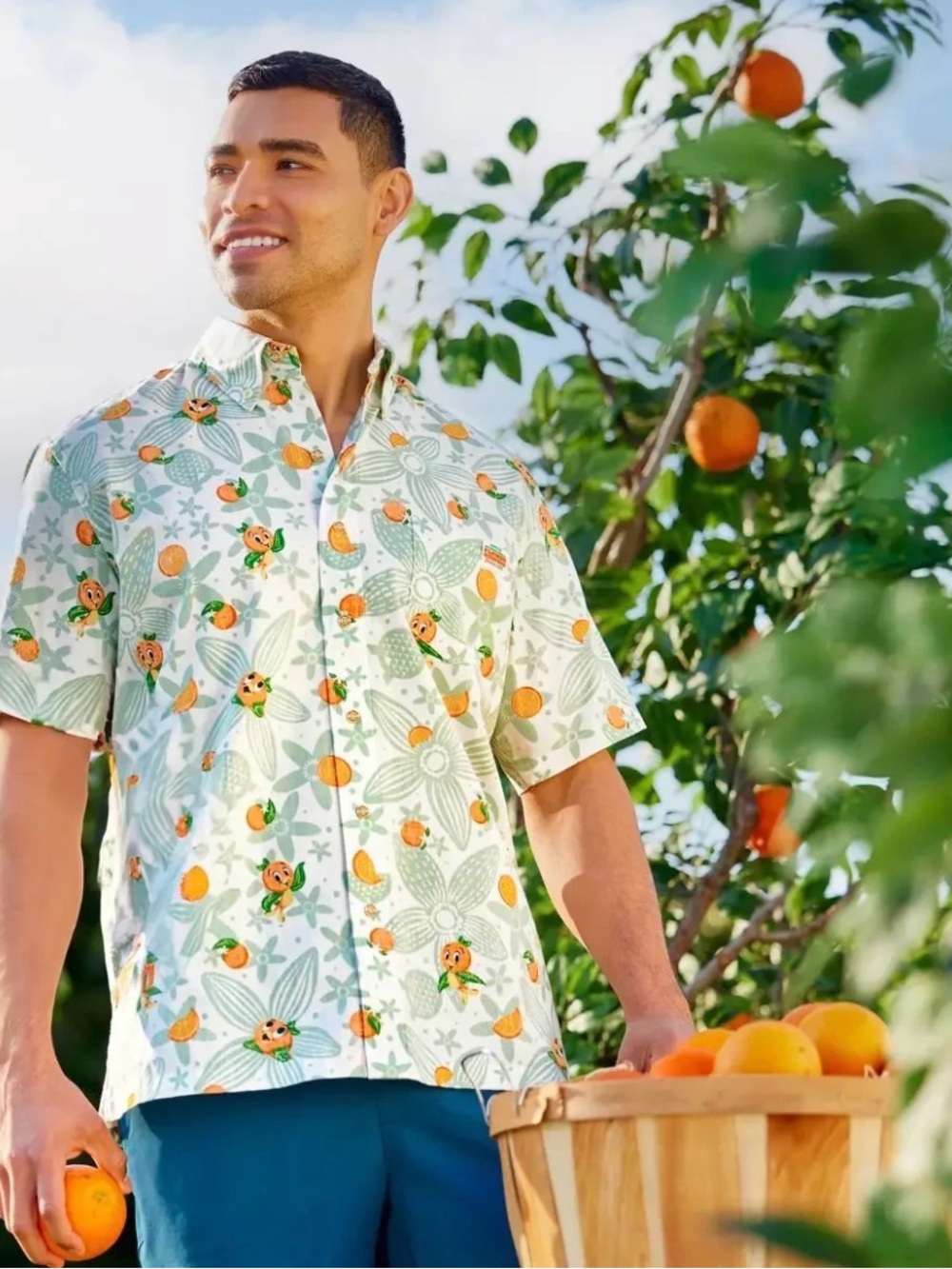 Reyn Spooner woven shirt Orange Bird EPCOT Flower & Garden festival 2024 size M